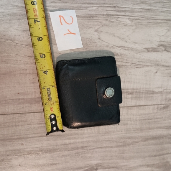 BVLGARI Two-folded wallet Classico leather Authentic - Picture 10 of 11